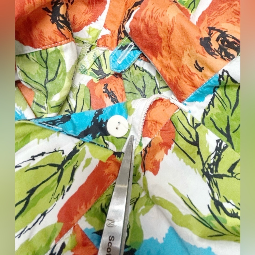 Talbots A-Line Skirt Women Size 14P Multicolor Pleated Floral - Picture 3 of 7